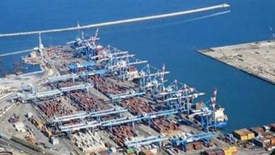 ميناء غرب بورسعيد يستقبل ٥٨٦٠ طن رخام