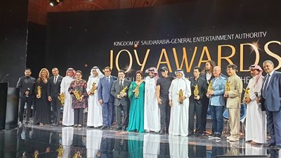 تركي آل شيخ يكرم نجوم هوليوود ومصر في حفل «joy awards» بالسعودية