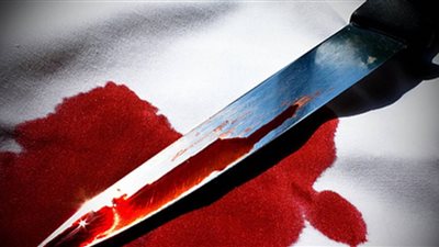 نجار يطعن طليقته لرفضها العودة إليه بالخصوص