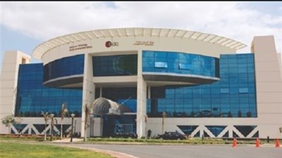 وزير التعليم العالي يتلقى تقريرًا عن زيارة علمية لطلاب الجامعة التكنولوجية بالدلتا