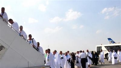 شركات الطيران الخاصة تنقل 1100 معتمر عبر 8 رحلات من مطار القاهرة