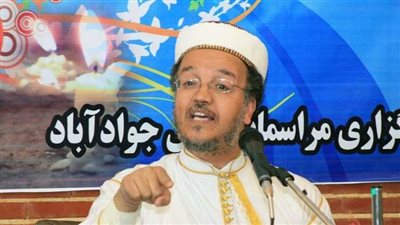 رجل دين حوثي يدعو للمصالحة مع السعودية