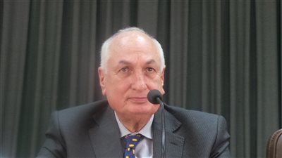 محافظ كفر الشيخ ومدير الأمن يؤديان صلاة العيد بساحة «الاستاد الرياضي»