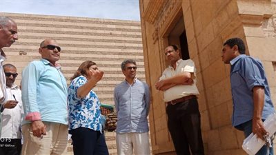في ثالث جولة ميدانية له... رئيس قطاع المتاحف يتفقد المتحف القبطي