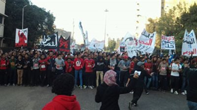 نيابة النزهة تبدأ التحقيق مع 100 من ألتراس أهلاوي في أحداث المطار