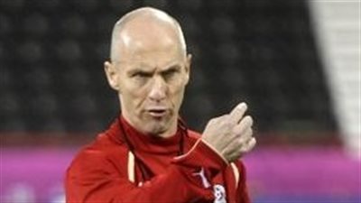 برادلي يرحب بإقامة معسكر خارجي للمنتخب