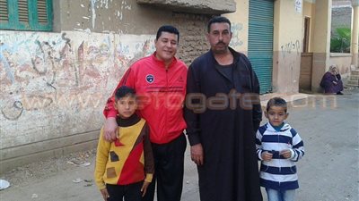 بالفيديو.. «فيتو» تلتقي جيران «الأحمدي» المتهم بقتل النائب العام بـ «أبو كبير»..«عزت»: إزاي إرهابي وأهله لم يؤذوا أحدا.. أحد الجيران: كان يتردد عليهم إخوان.. وس