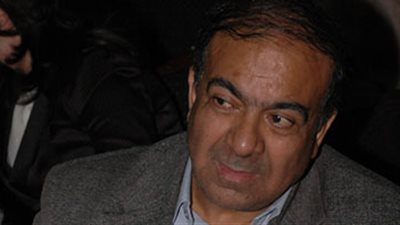 ماجد يوسف: السعي لتشكيل جديد للجنة الشعر يضرب ما كرست له الثورة