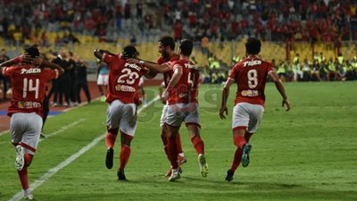 الأهلي يتقدم بهدف على الإعلاميين بالشوط الأول