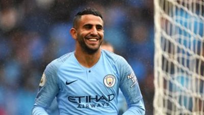 رياض محرز يفوز بجائزة أفضل لاعب في مانشستر سيتي عن شهر سبتمبر