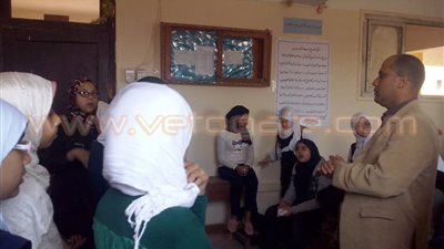 بالصور.. بيت ثقافة طوخ يدرب «كورال المدارس»