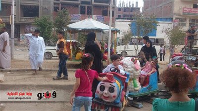بالفيديو والصور.. الحمار والمراجيح بجنيه في«دريم بارك الغلابة» بعين شمس