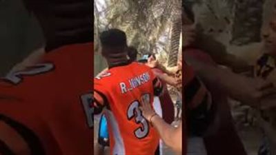 بالفيديو.. الاعتداء على شاب وتخريب استراحة في السعودية