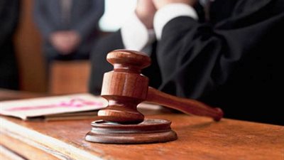 التحقيق مع 38 من تاجرى المخدرات وحائزي الأسلحة في الجيزة