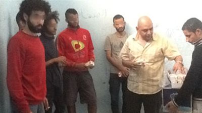 استياء بين ألتراس أهلاوي بعد تسريب صورة لقادة الجروب في الحجز