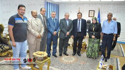 بالصور.. محافظ البحيرة يستقبل المهنئين بعيد الفطر المبارك