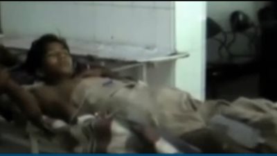 بالفيديو.. عشرات القتلي الهنود أثناء تدافعهم لزيارة معبد هندوسي