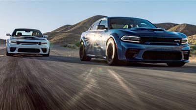 معرض سيما للسيارات المعدلة يعرض دودج تشارجر