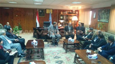 بالصور.. رئيس جامعة الأزهر يستقبل نائب رئيس وزراء سنغافورة