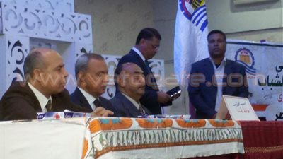 تغيب مسئولي الصحة عن منتدى الحوار يغضب محافظ قنا