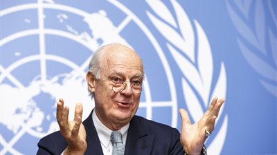 دي مستورا: «داعش» يحاصر 200 ألف مدنى في دير الزور بسوريا