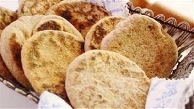 بالفيديو.. تعلمي طريقة عمل الخبز الصاج والعيش البلدي بنفسك
