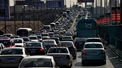 تكدس مرورى بـ«كوبرى أكتوبر» وسيولة في «الزمالك»