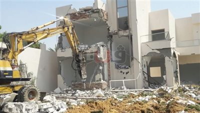 أزمة بين أهالي كينج مريوط وحي العامرية بسبب إزالة 27 فيلا (صور)