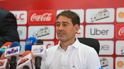 محاضرة بالفيديو قبل انطلاق مران الأهلي