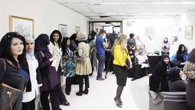 الإحصاء: الإناث يشغلن ثلث الوظائف العليا بالقطاع الحكومى