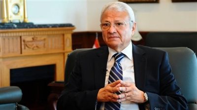 حلمى يحضر اجتماع المكتب التنفيذى لمجلس وزراء الاتصالات العرب بالدوحة