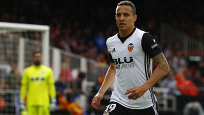 رودريجو يفوز بجائزة أفضل لاعب بالدوري الإسباني عن شهر مارس