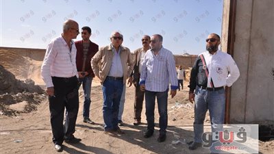 بالصور.. محافظ بورسعيد يتفقد المشروعات بالمنطقة الصناعية