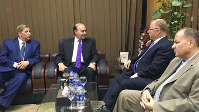 وزير الثقافة يصل الإسماعيلية لمتابعة ختام مهرجان الأفلام التسجيلية