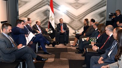 رئيس الحكومة: نبحث تقديم حوافز استثمارية لاستقطاب الشركات الأمريكية