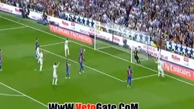 كاسيميرو يتقدم بالهدف الأول للريـال في مرمى برشلونة بالكلاسيكو