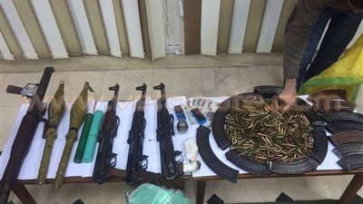 مكافحة المخدرات تقتحم بؤرتين للمخدرات والأسلحة بمنطقة «السحر»