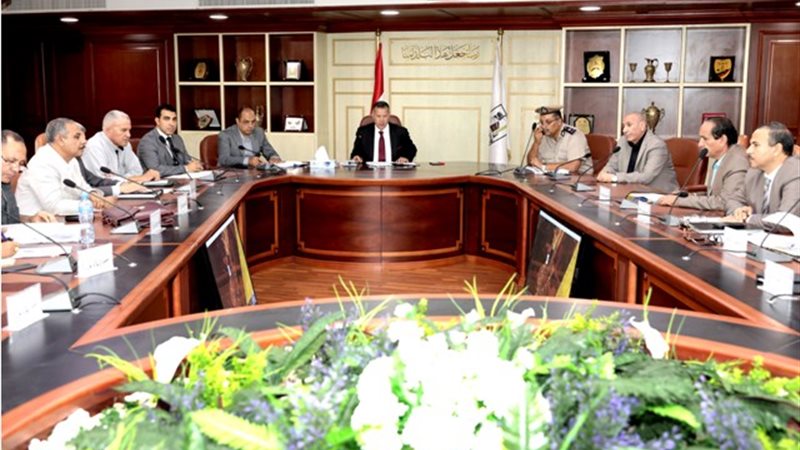 اجتماع محافظة بني