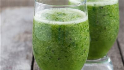 طريقة إعداد سموثي الكيوي بالتفاح على طريقة شريف الحطيبي