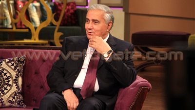 بالصور.. أسرار ومفاجآت فاروق جويدة والفيشاوي في «معكم منى الشاذلي»