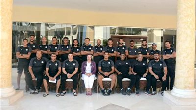 منتخب الشاطئية يبدأ استعداداته لبطولة القارات بدبى (صور)