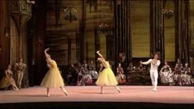 بالفيديو.. نجاح عروض فرقة مسرح 