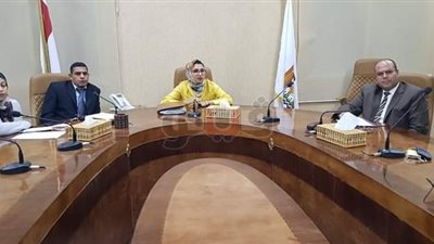 نائب محافظ الوادى الجديد يلتقي مسئولي مركز تأهيل ذوي الاحتياجات