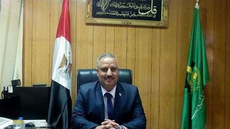 الدكتور محمود الصبروط،