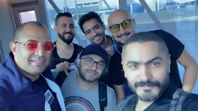 تامر حسني يتوجه إلى السعودية لإحياء حفل غنائي