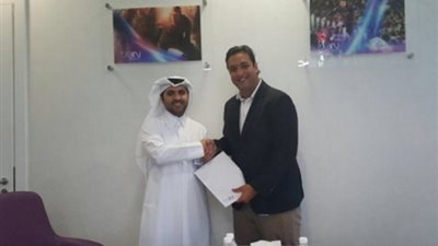 «ميدو» يوقع عقدا مع قناة «بي إن سبورت»