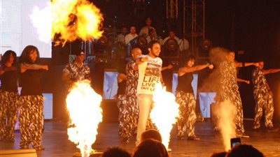 نجوم الفن والعيد.. «الهضبة» في «إمارات هيتس» وتامر حسني في «السخنة» ومروى وقمر في «لبنان».. حمادة هلال يذبح الأضحية بنفسه و«زاهر» يفضله عائليا.. ونجلا