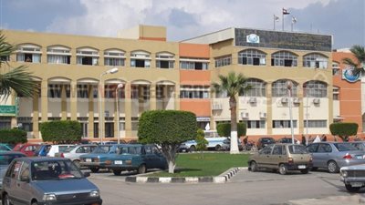 أولياء أمور طالبات الدراسات الإسلامية بدمياط يُطالبون بتخصيص مقر للكلية