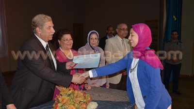 تكريم الحاصلين على دبلوم دراسات اللغة الفرنسية بالإسماعيلية
