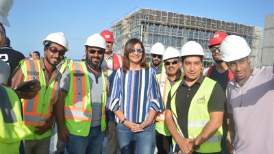 وزير الإسكان يطمئن المستثمرين بالخارج عن الضبعة: متوفر أقصى درجات الأمان